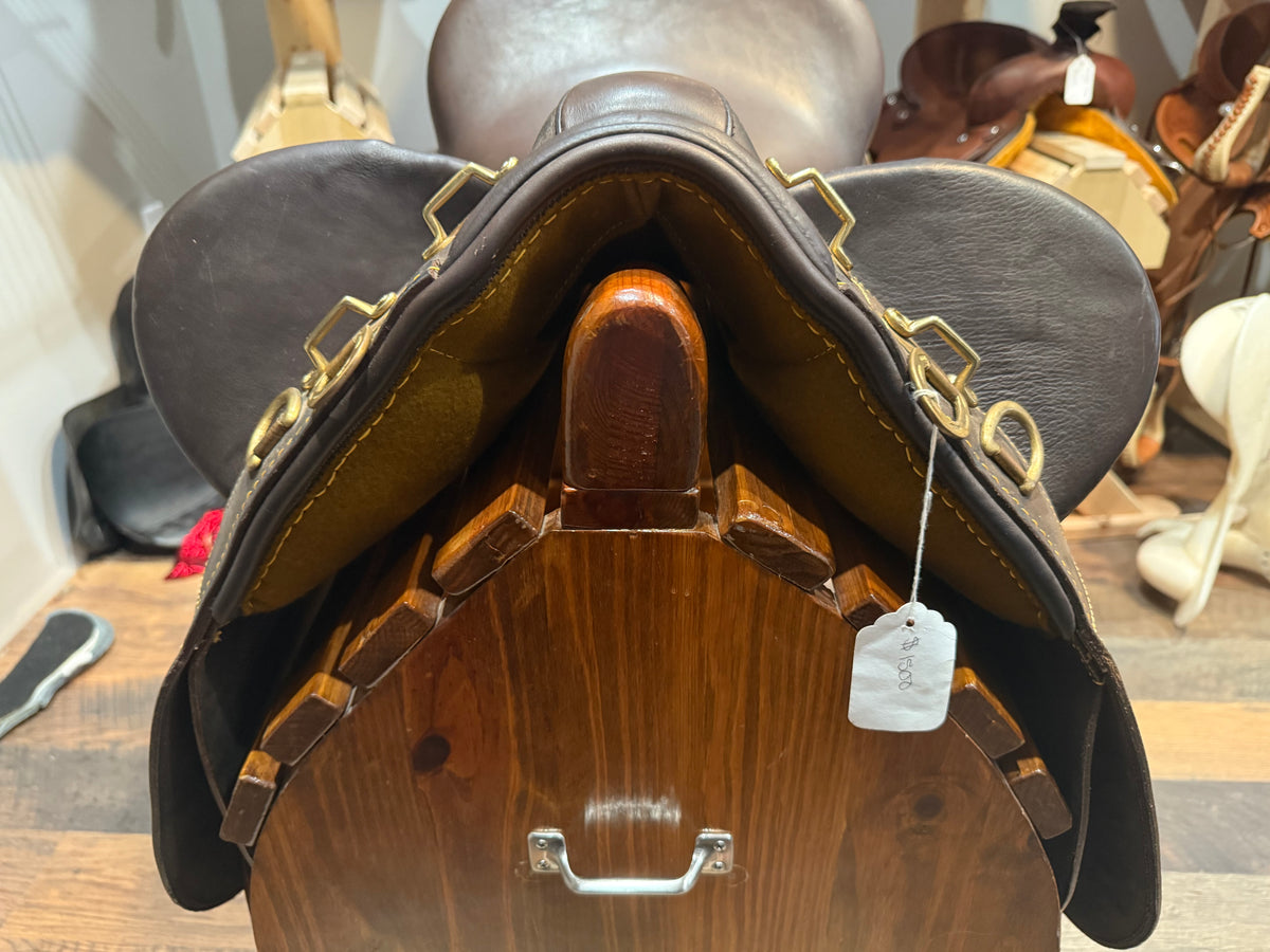 Brumby Poley Australian Saddle –18” Seat - USED