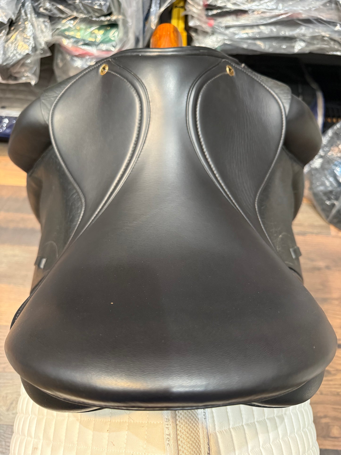 Black Country Vinici Ballina Dressage Saddle – 17.5”  XW - DEMO