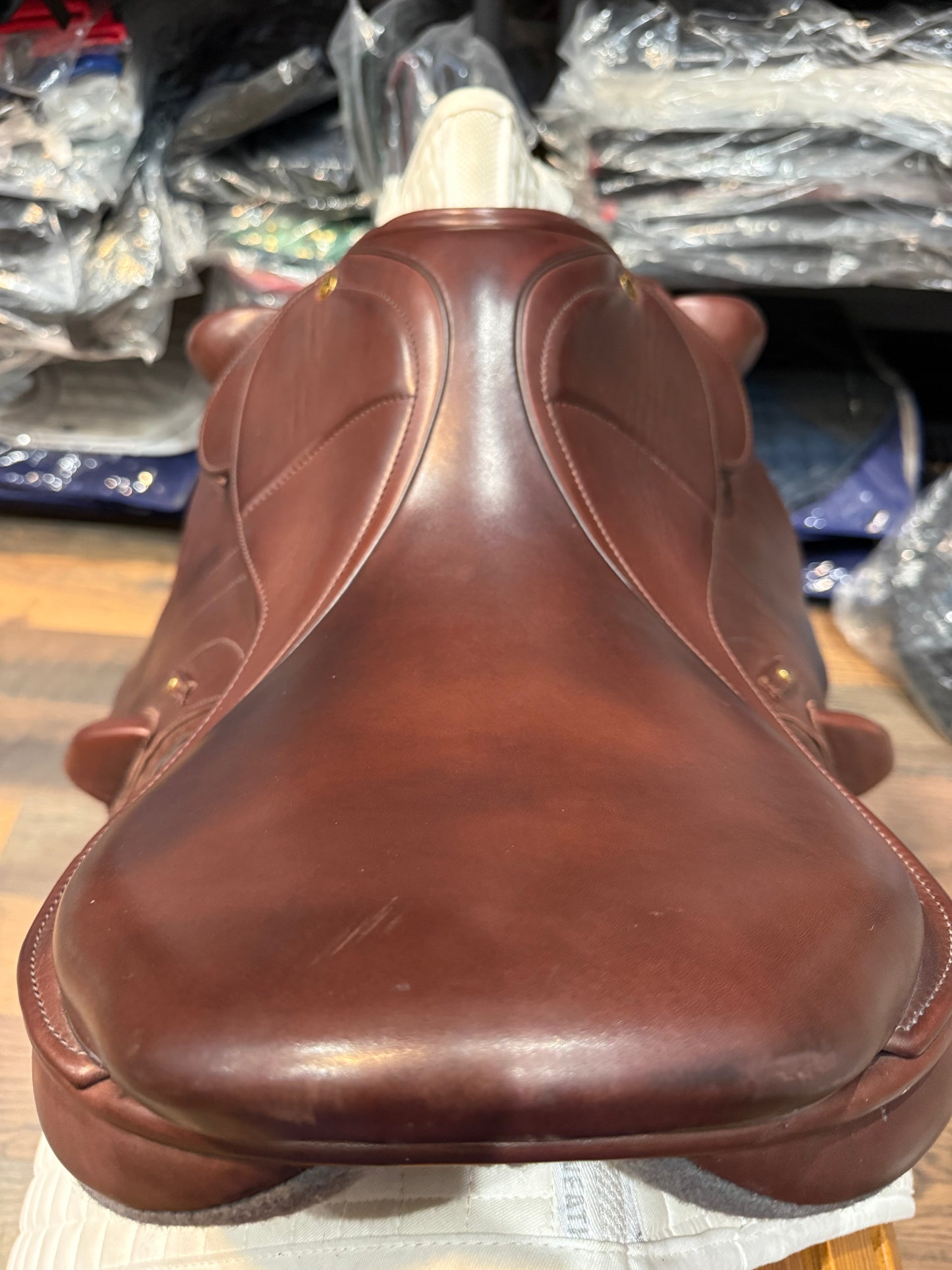 Black Country Vinici Ballina Jump Saddle – 17.5”  MW - DEMO