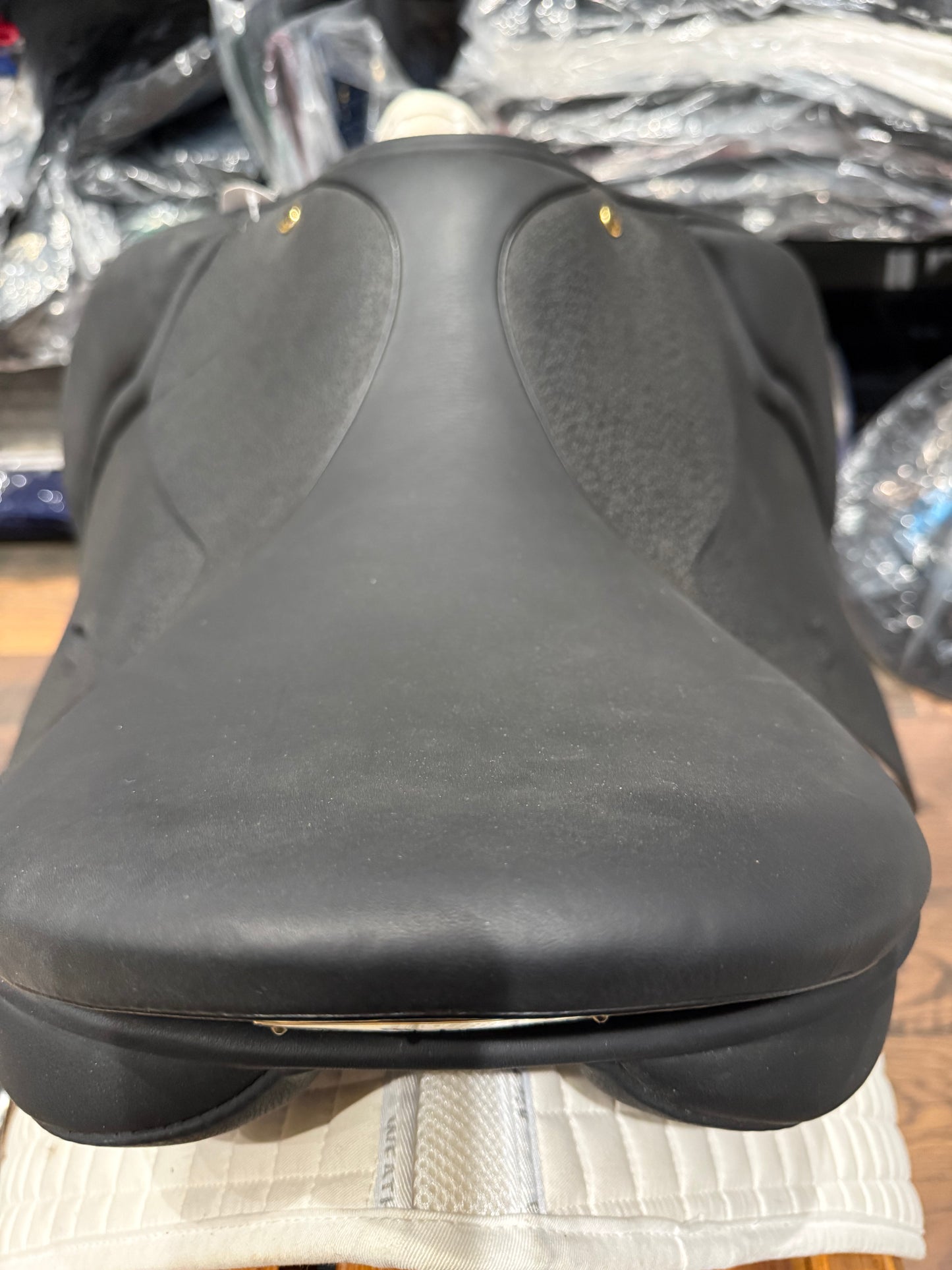 Black Country Wexford Jump Saddle – 17.5”  MW - DEMO